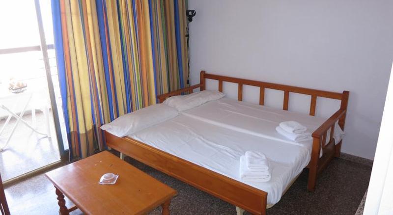 Apartamentos Acuarium III Бенидорм Экстерьер фото